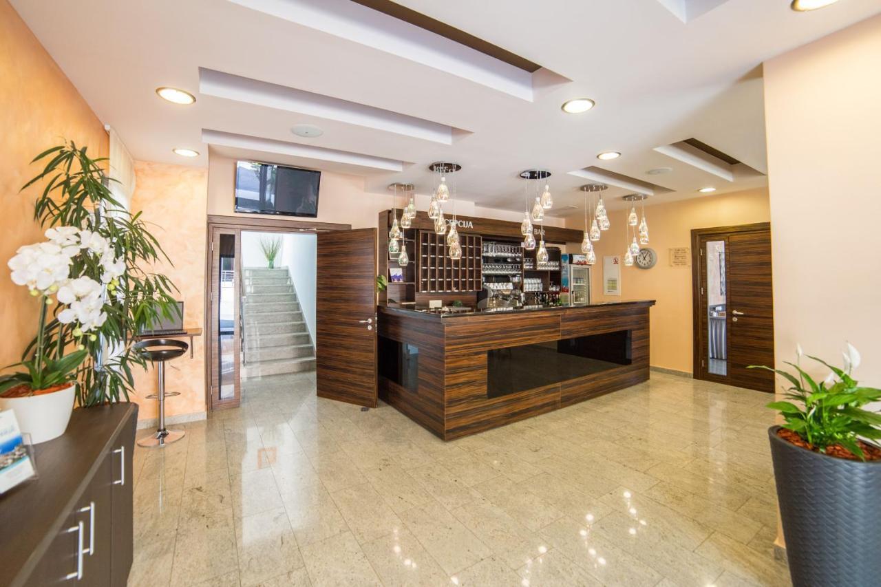 Hotel Antonija Drvenik  Εξωτερικό φωτογραφία