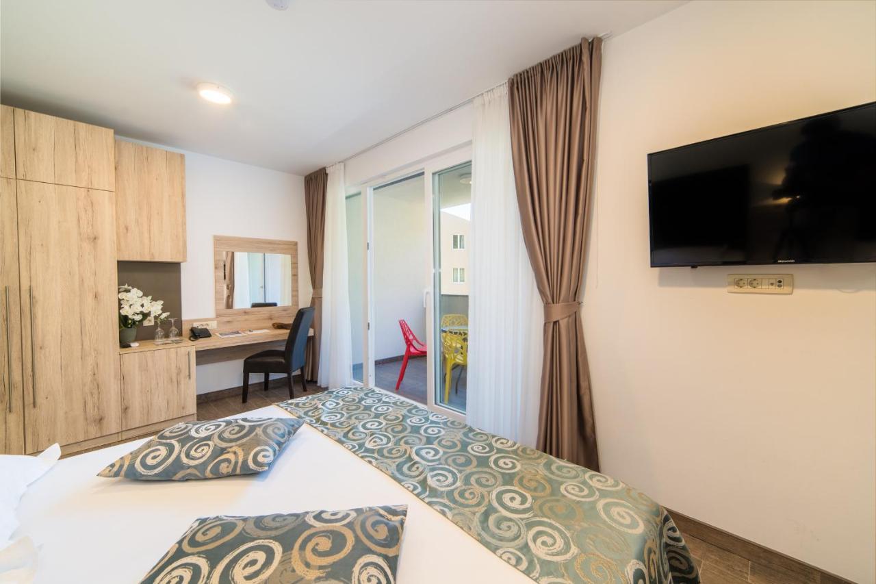 Hotel Antonija Drvenik  Εξωτερικό φωτογραφία